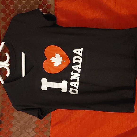 Tops - ✅I Love Canada T-Shirt